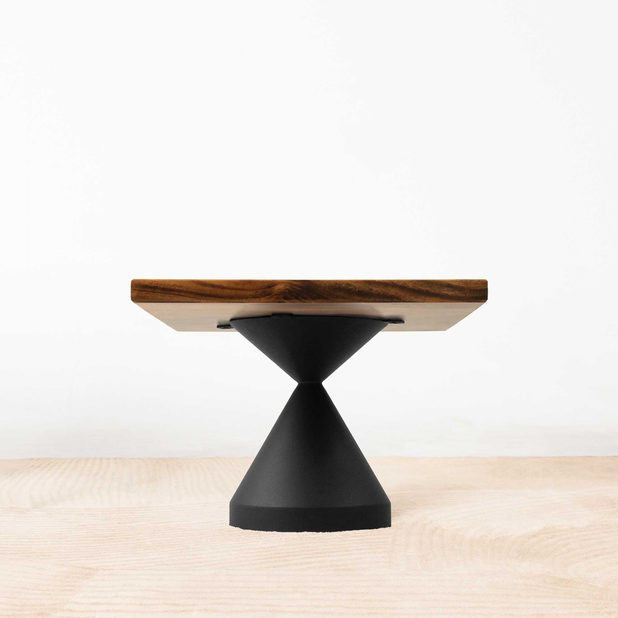 Square Handcrafted Epoxy Coffee Table 23" x 23" - SSQ23x23-066B