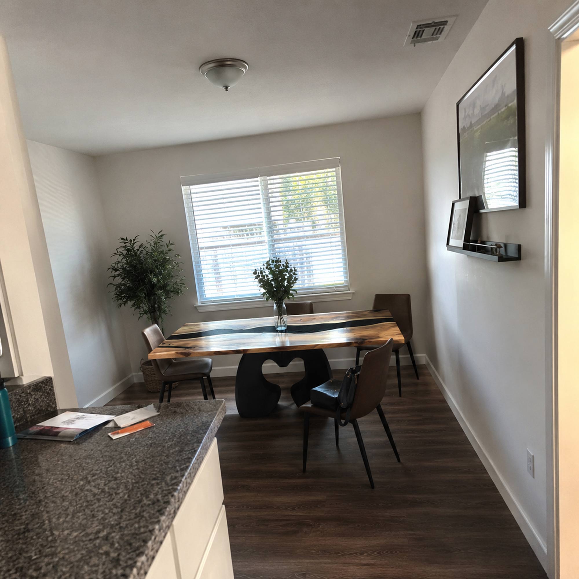 Dining Table with Kraig 28.5" H Metal Table Base - customer feedback