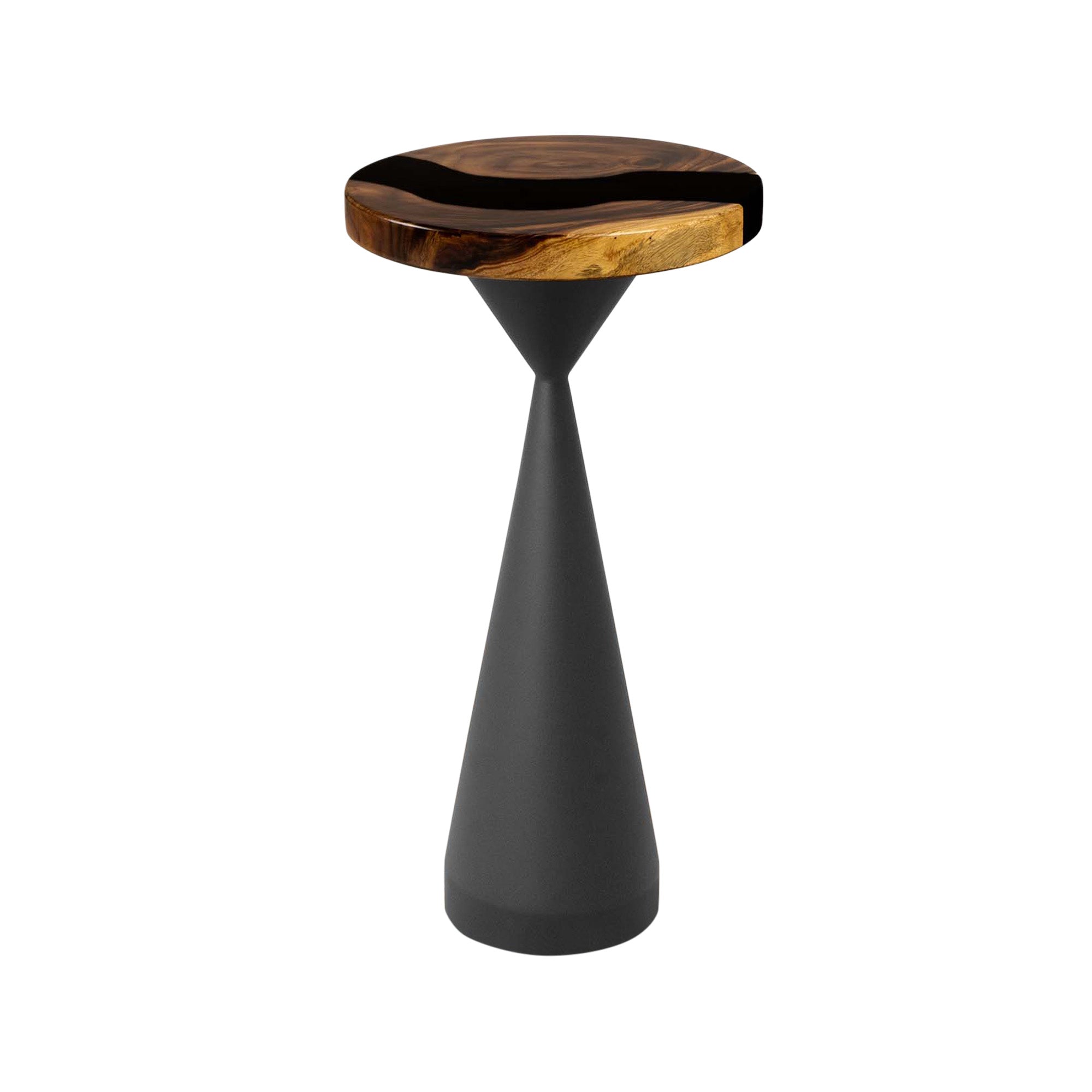 SRU15-123XTB-16H10D white background