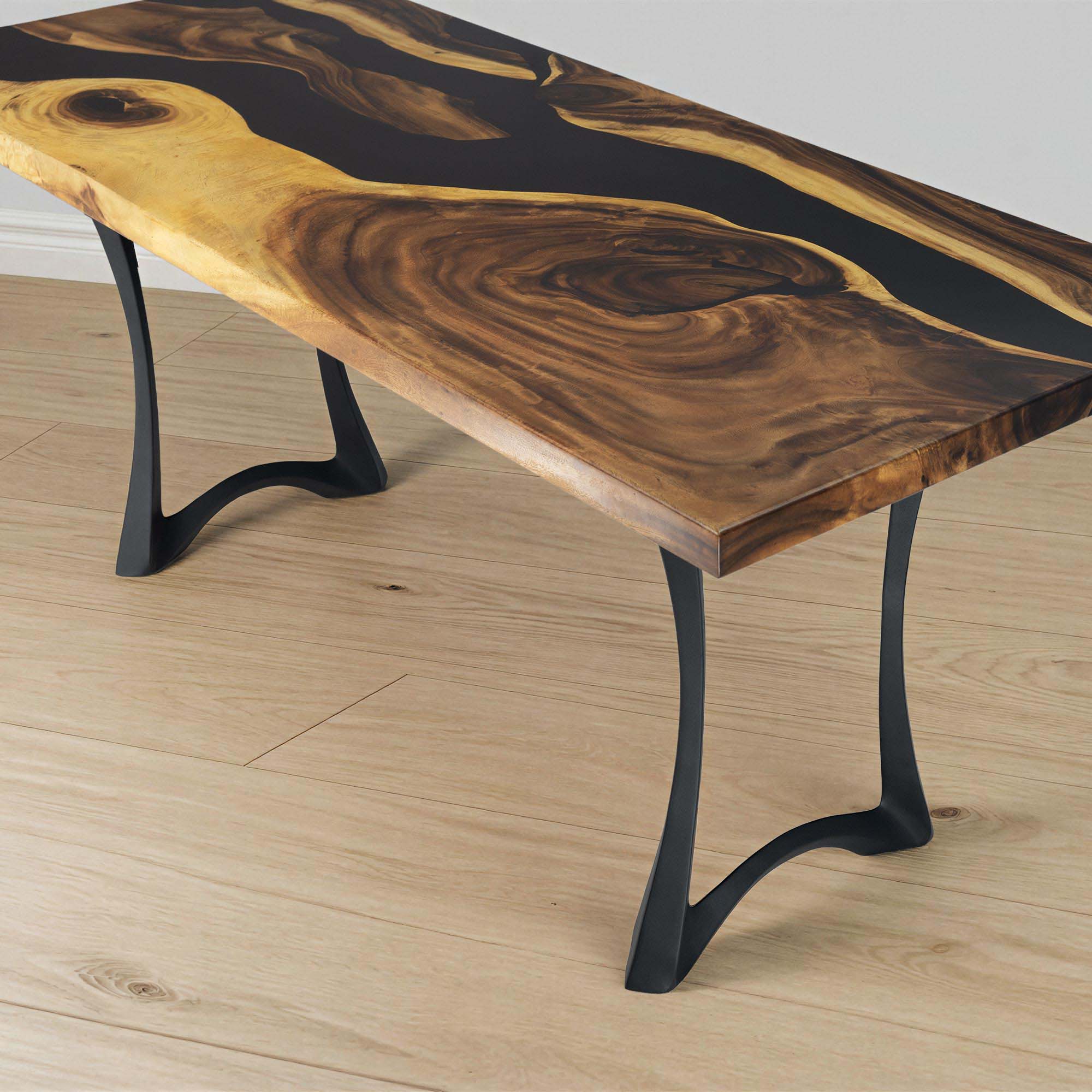 Dining Table with Tangen 28.5" H Metal Table Legs - interior