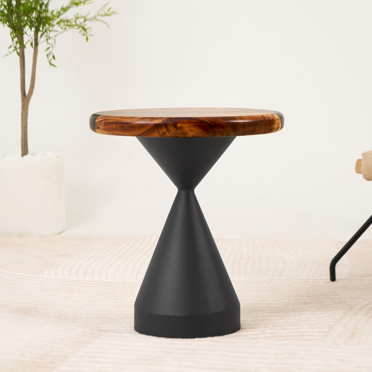 round black epoxy resin side table 15 inches